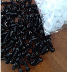 8  Milim Yerli üretim Vidalı Siyah Göz 1 ÇİFT