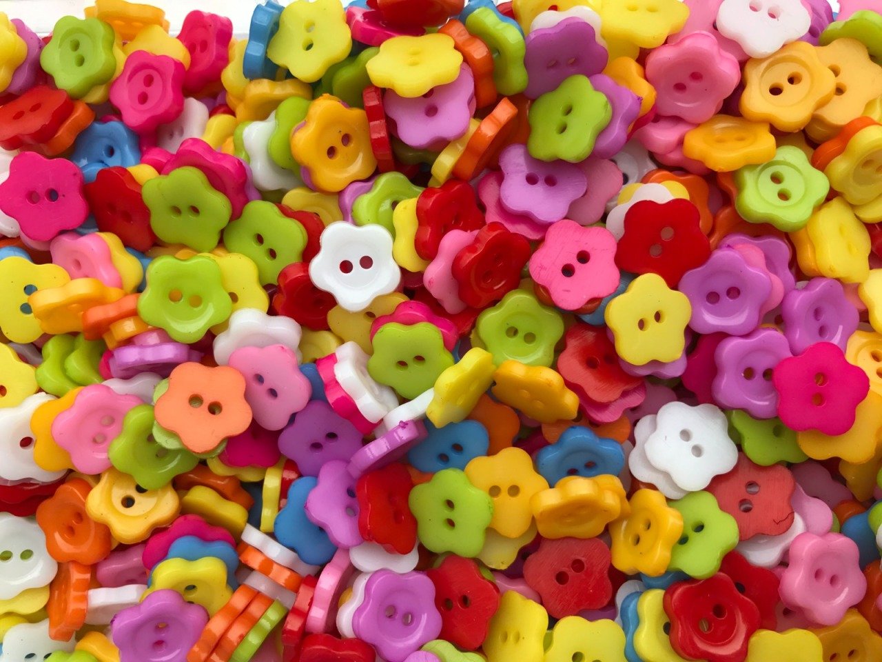 10 Adet Renkli plastik Çiçek Düğme